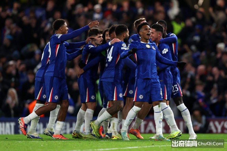 华子场尽显,全能风采,库里点赞青,天天盈球足球比分网,体育官网,平台入口,足球比分,即时比分,比分直播